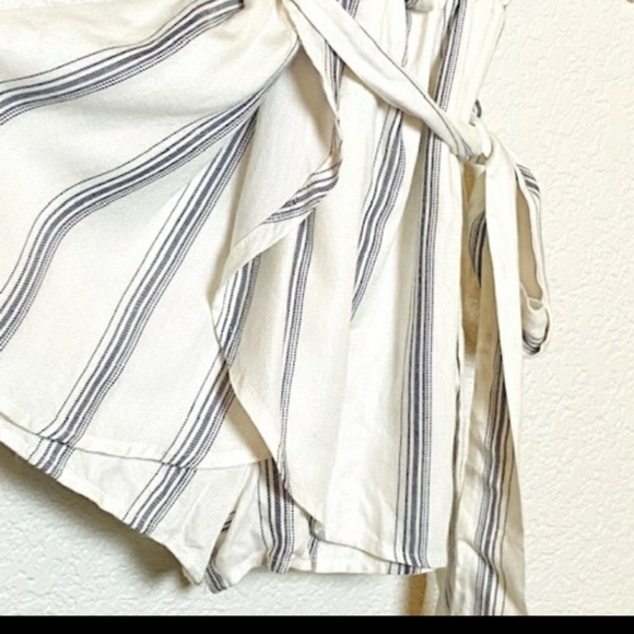 Lulus | White Gray Stripe Climb Aboard Tie Romper - Picture 5 of 6